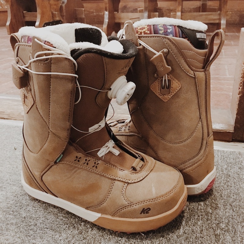 Snowboard boots 6