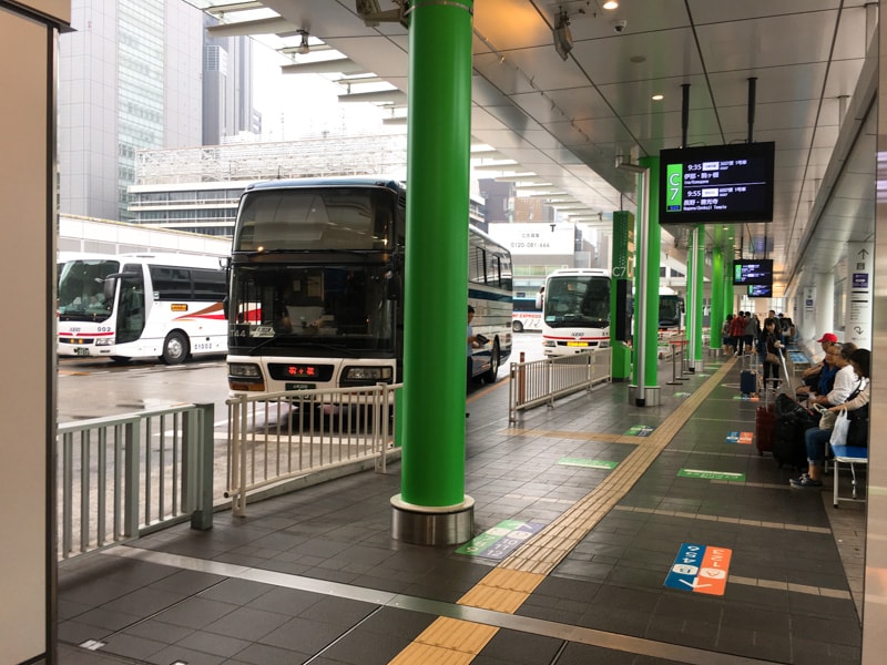 Shinjuku busterminal 16 バス乗り場