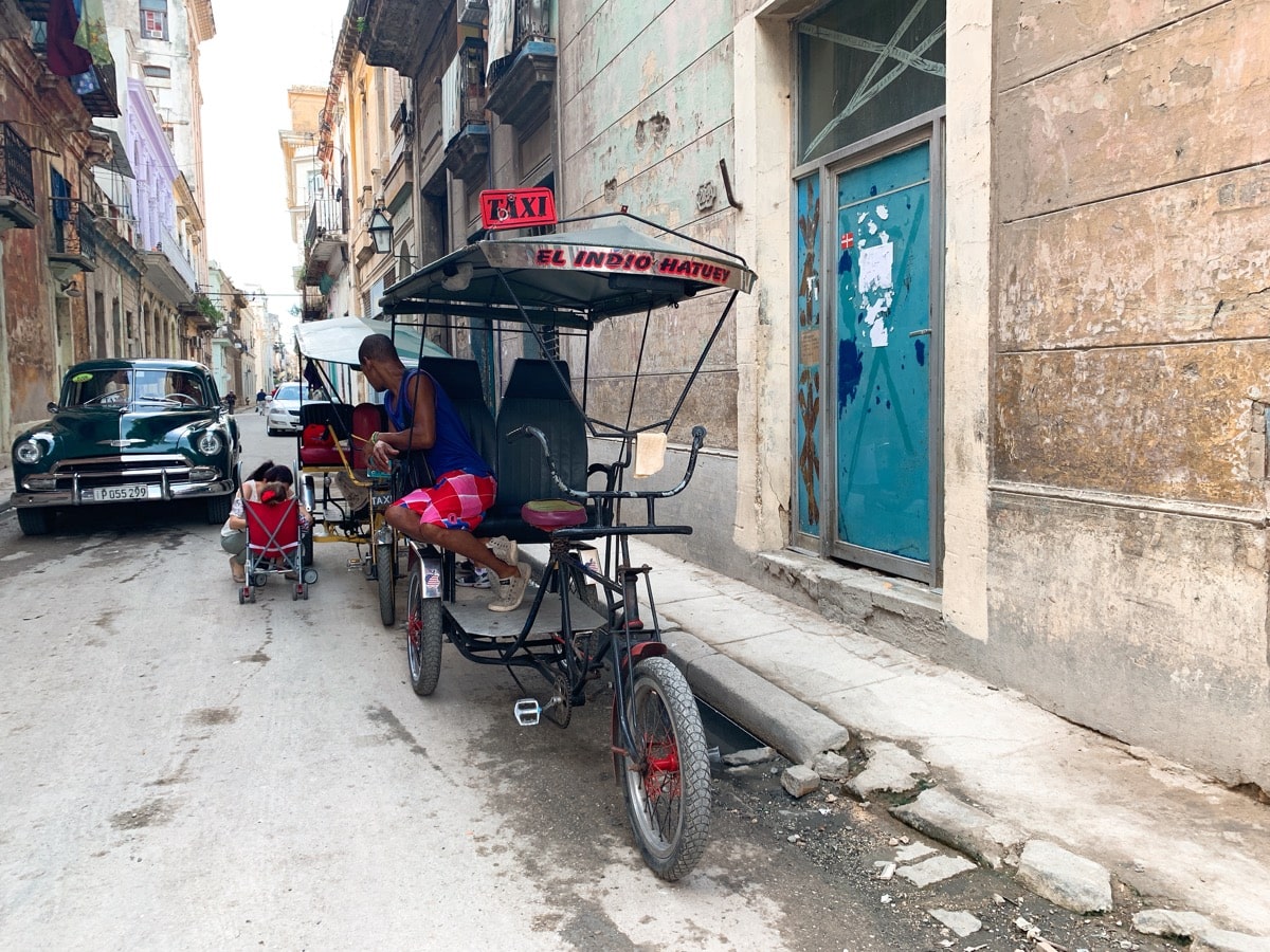 Habana transportation 14 ビシタクシー