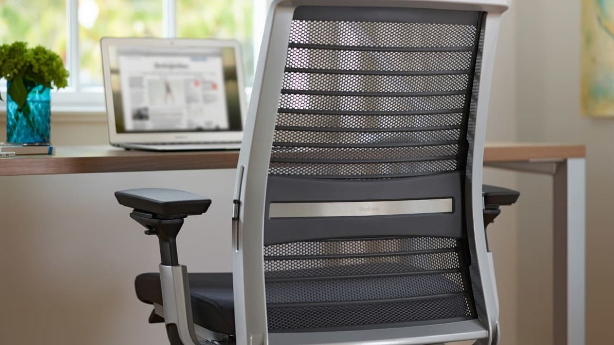 Steelcase think 9スチールケースシンクブラック min